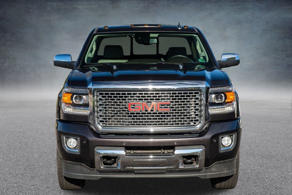 Used 2015 GMC Sierra 2500 Denali w/ Duramax Plus Package image 11