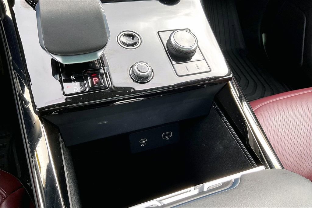 Used 2023 Land Rover Range Rover Sport SE Dynamic image 16