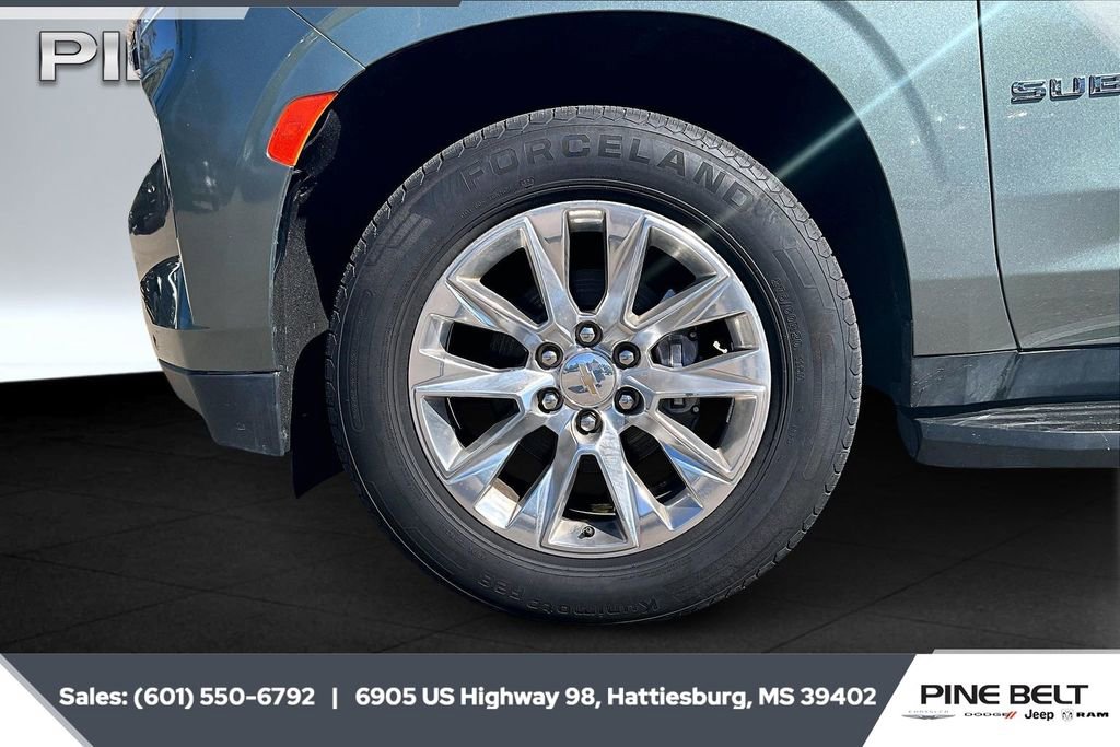 Used 2023 Chevrolet Suburban Premier image 7