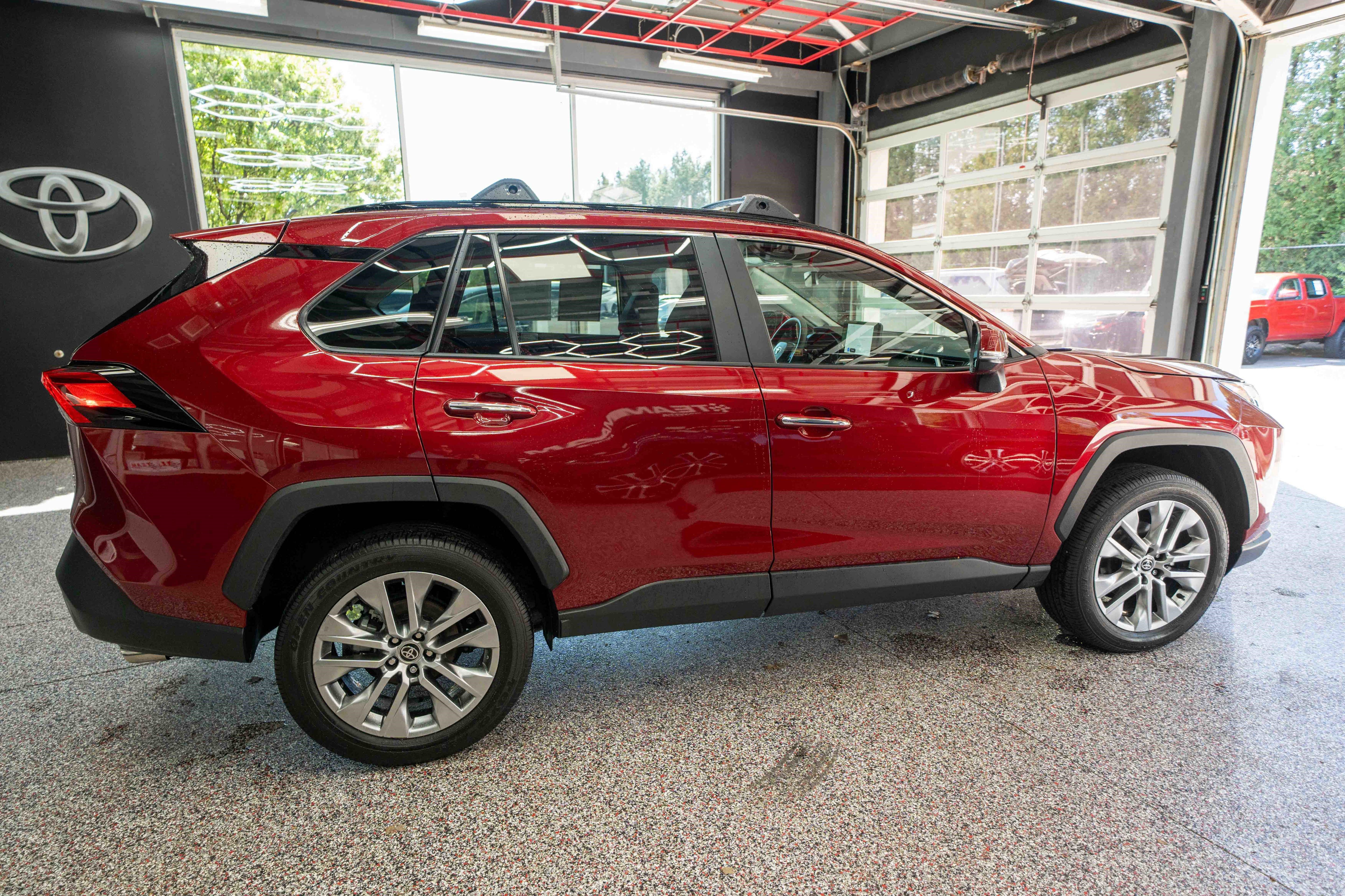 Used 2024 Toyota RAV4 Limited w/ Weather Package image 4