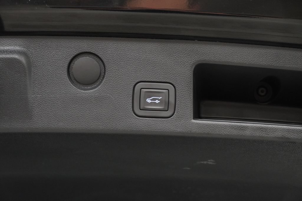 Certified 2025 Chevrolet Equinox RS w/ Safety and Technology Package FWD image 29