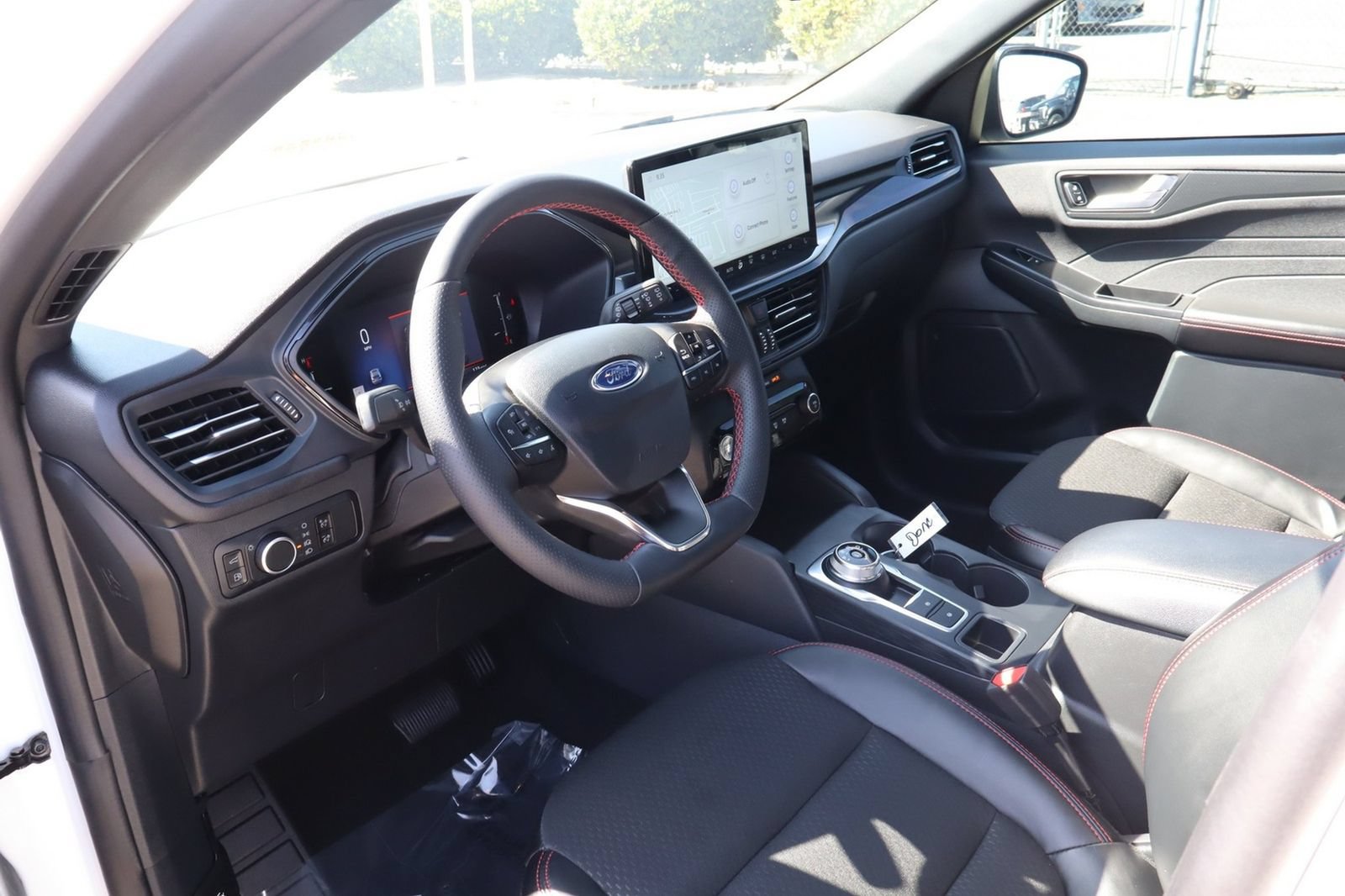 Used 2025 Ford Escape ST-Line w/ Equipment Group 301A FWD image 17