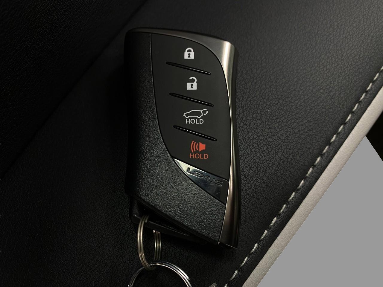 New 2026 Lexus TX 500h AWD image 31