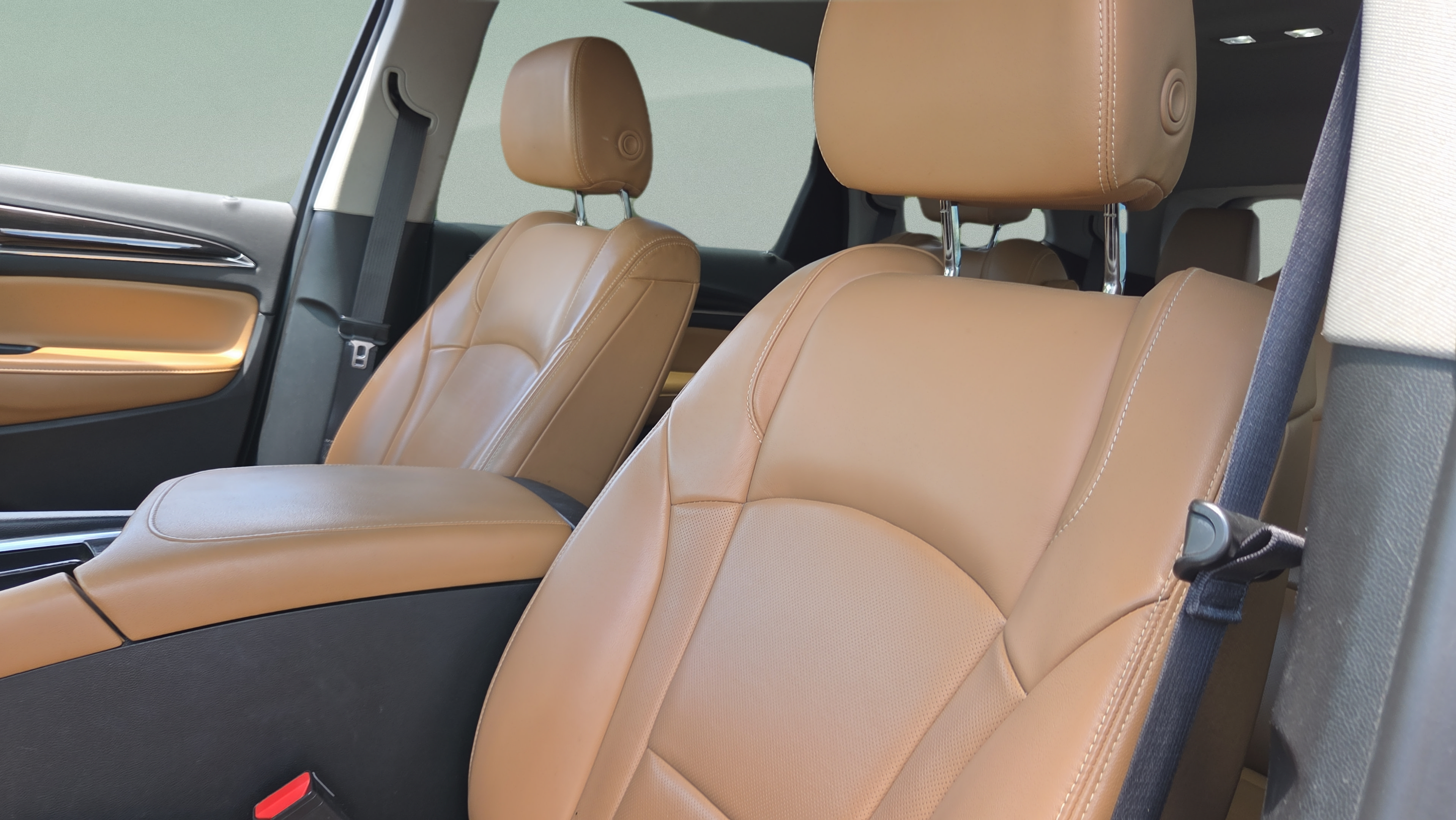 Used 2019 Buick Enclave Essence w/ Trailering Package, 5000 lbs. FWD image 9