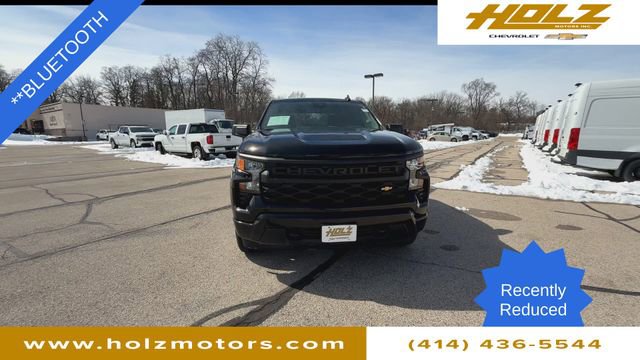 Used 2024 Chevrolet Silverado 1500 Custom image 3