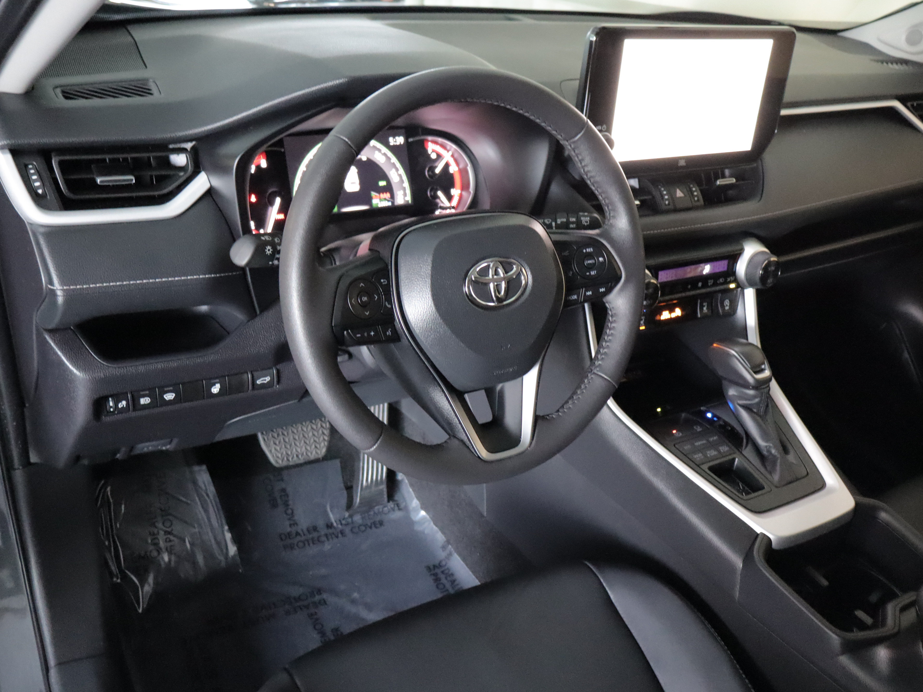 Used 2025 Toyota RAV4 XLE Premium w/ Weather Package AWD/4WD image 12