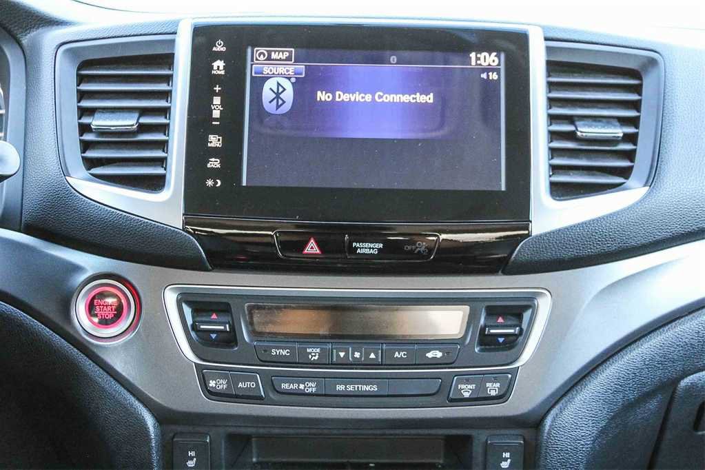 Used 2017 Honda Ridgeline RTL-T image 14