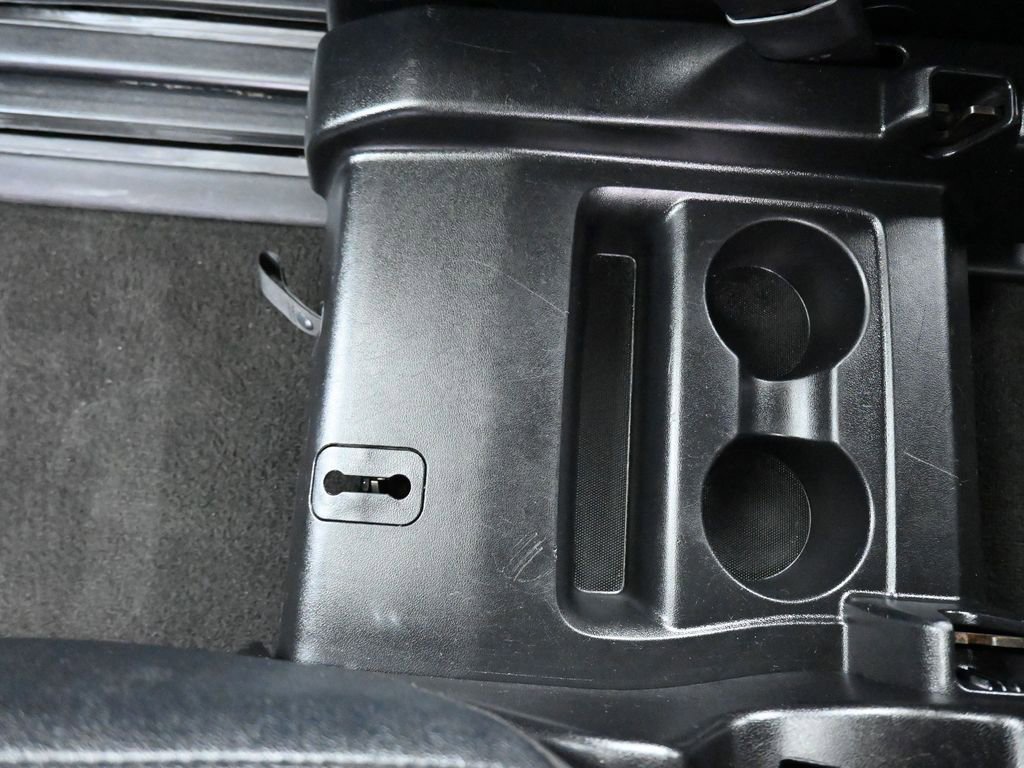 Used 2017 Toyota Sienna SE w/ SE Preferred Package image 31