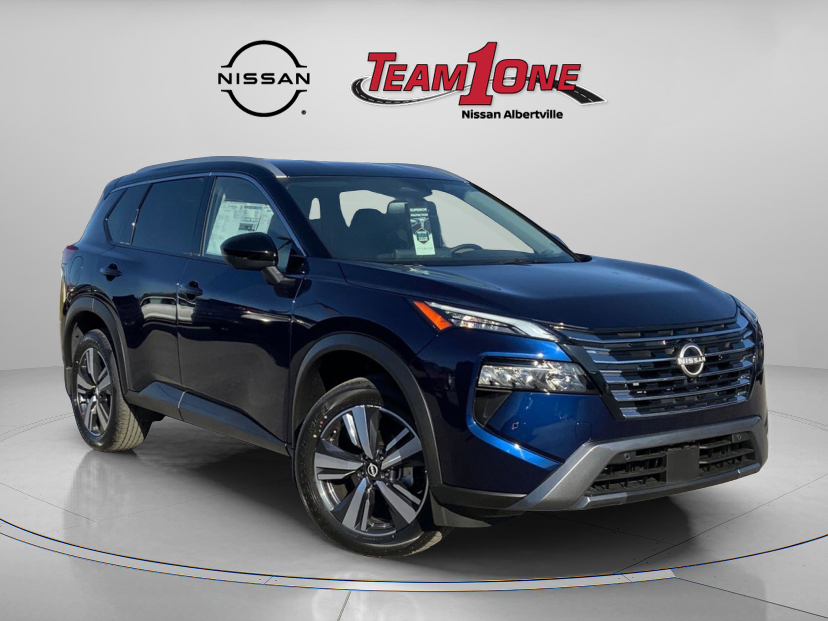 New 2025 Nissan Rogue SL