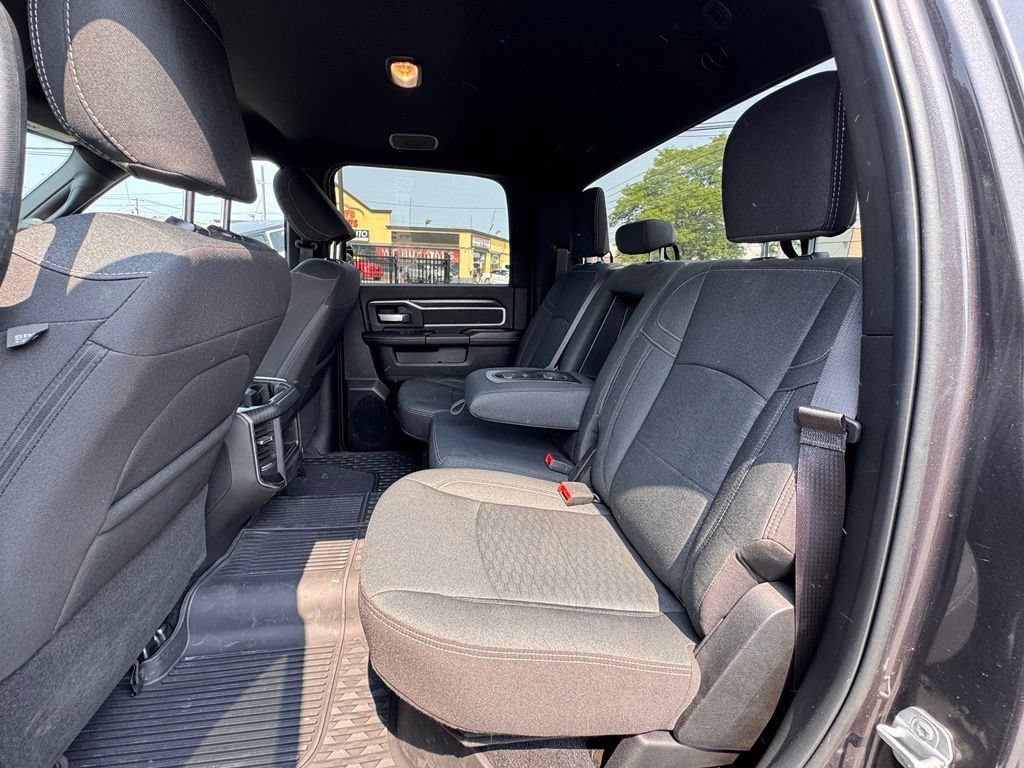 Certified 2025 RAM 2500 Big Horn AWD/4WD image 16