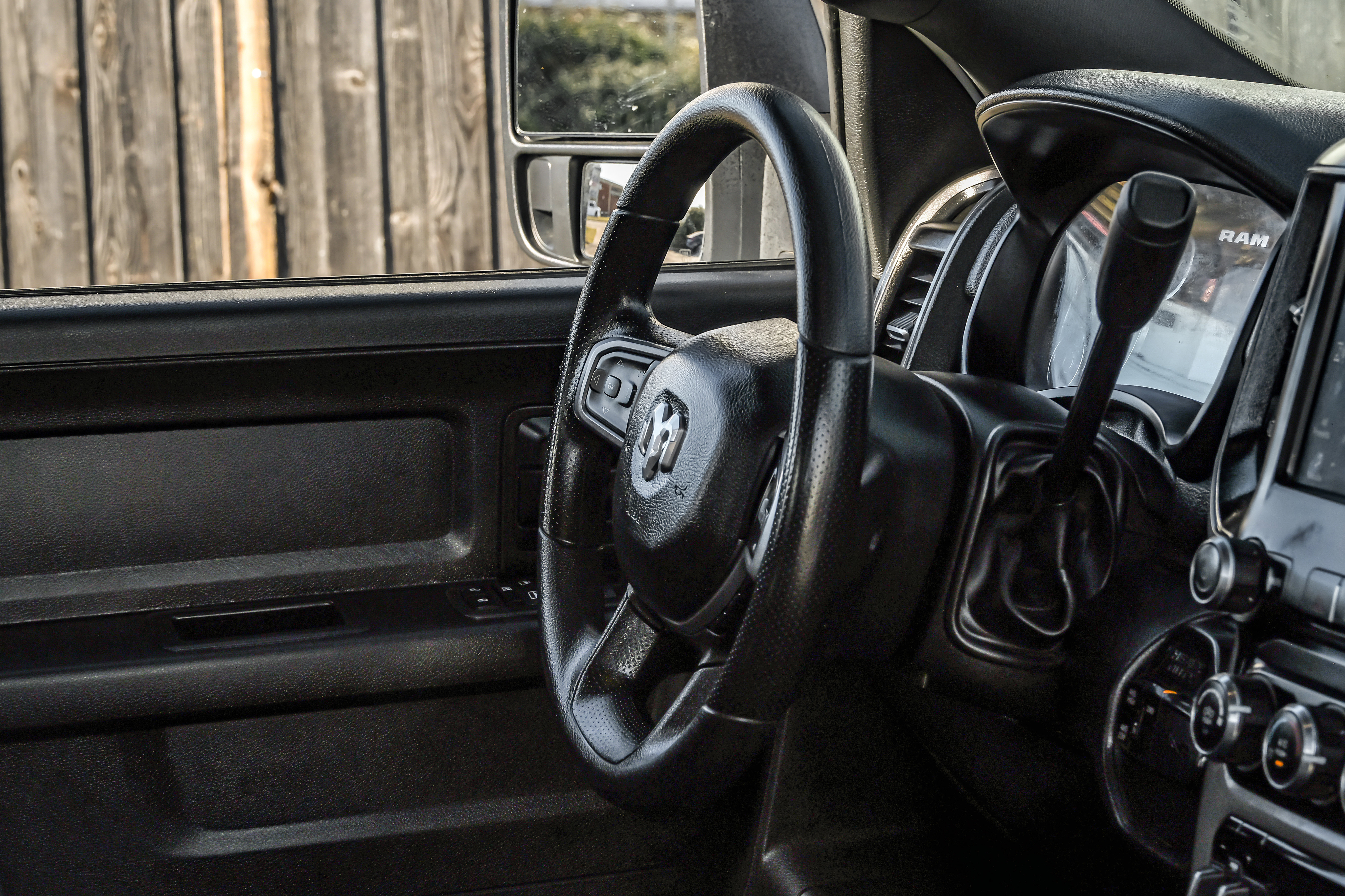 Used 2024 RAM 3500 Tradesman w/ Chrome Appearance Group image 15