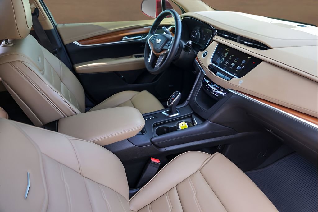Used 2019 Cadillac XT5 Platinum AWD/4WD image 27