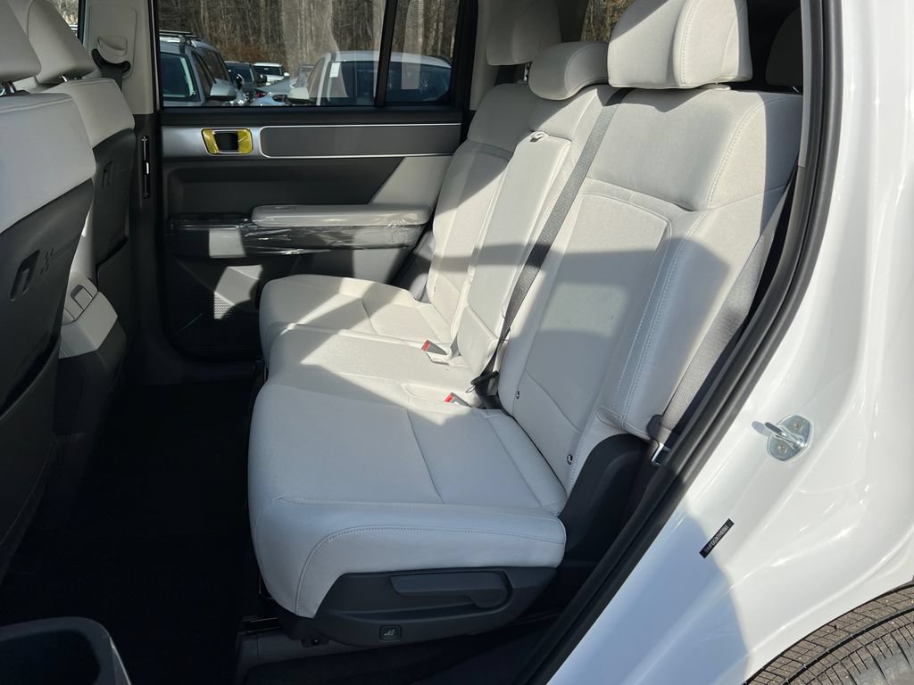 New 2026 Hyundai Santa Fe SE AWD/4WD image 19