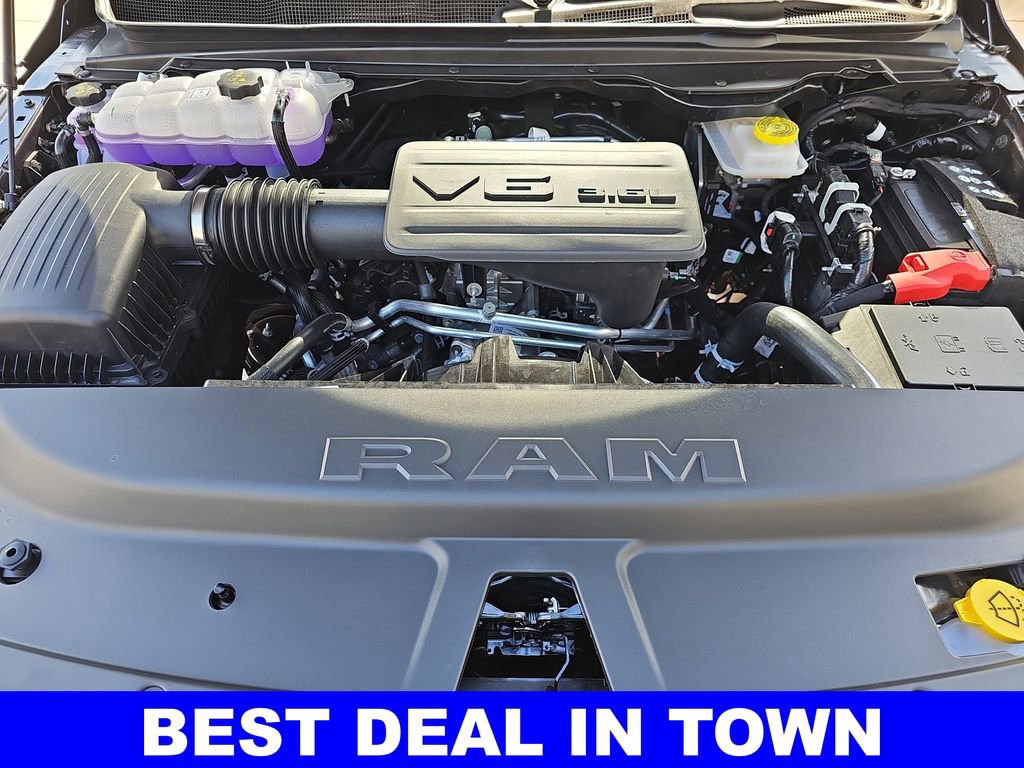 Used 2025 RAM 1500 Big Horn RWD image 31