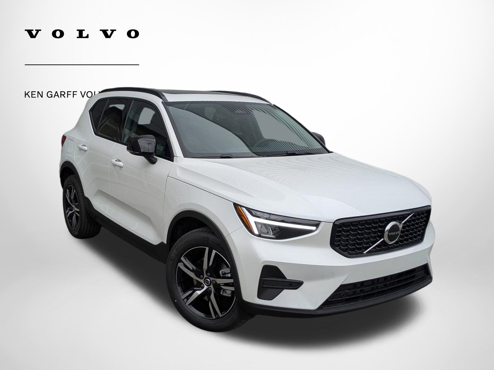 New 2026 Volvo XC40 B5 Core w/ Climate Package image 1
