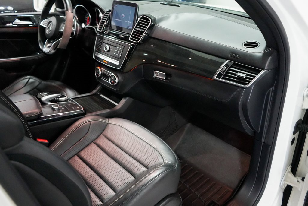 Used 2018 Mercedes-Benz GLE 63 AMG 4MATIC w/ Premium 3 Package image 14