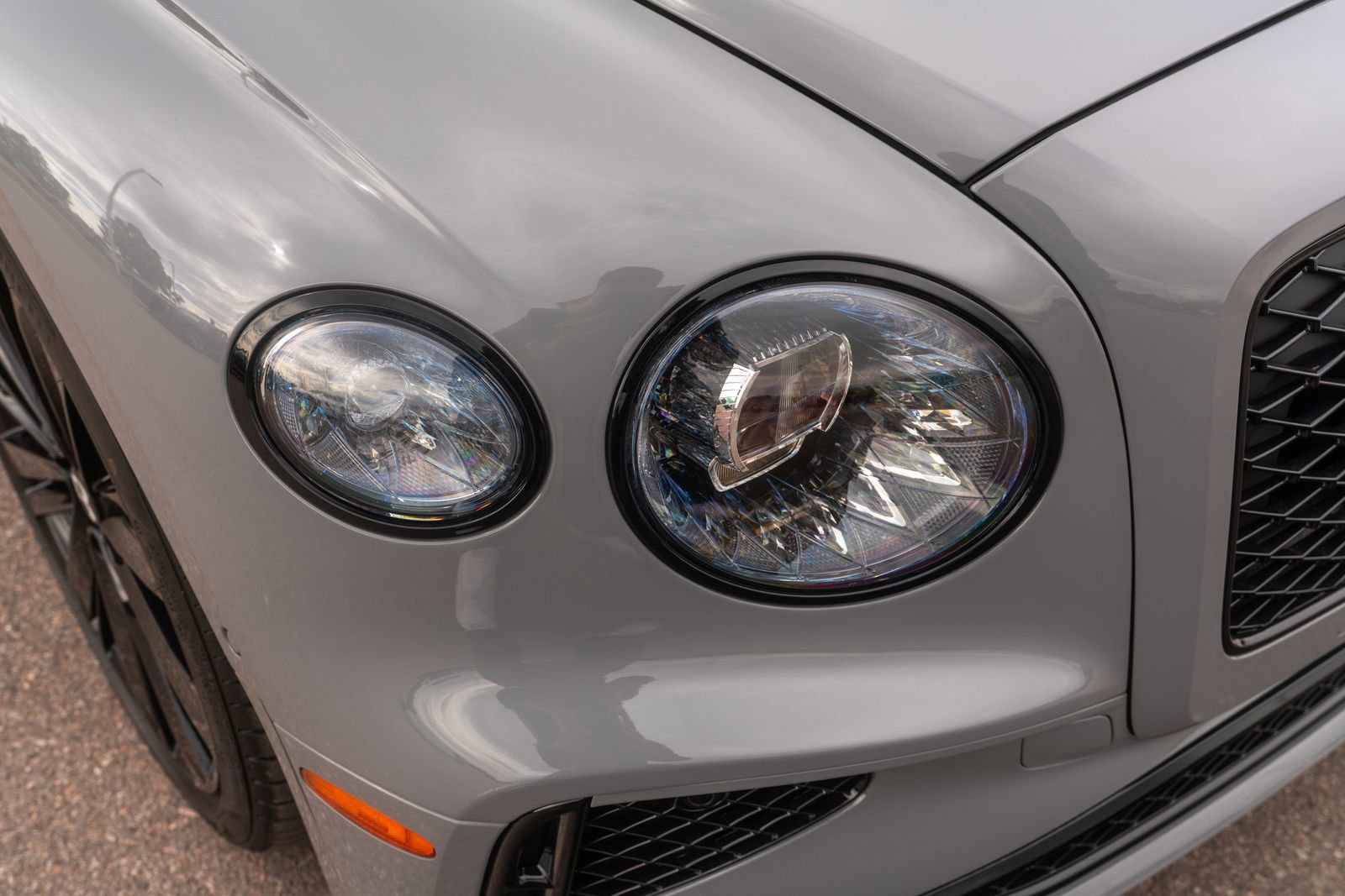 New 2025 Bentley Flying Spur Plug-In Hybrid image 21