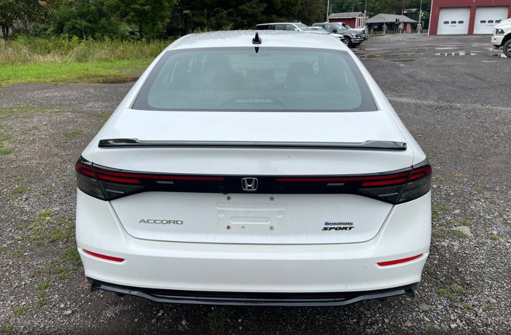 Used 2023 Honda Accord Sport image 8