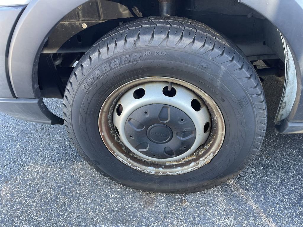 Used 2019 Ford Transit 250 148 Medium Roof image 2