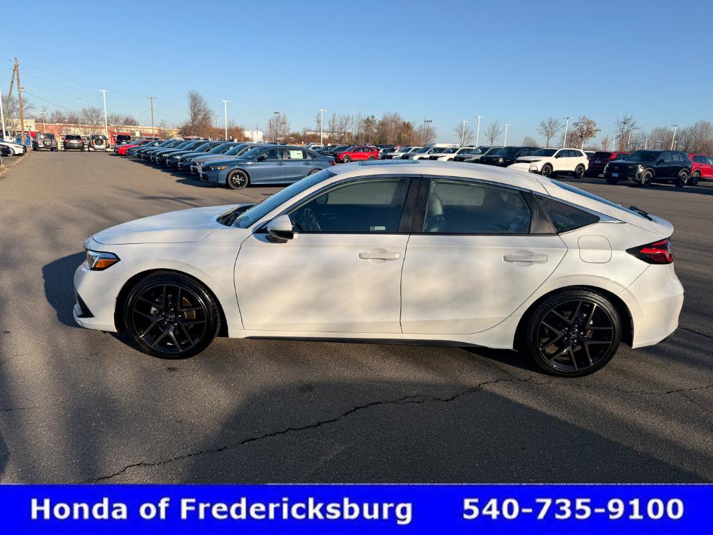 Certified 2024 Honda Civic Sport Touring image 3