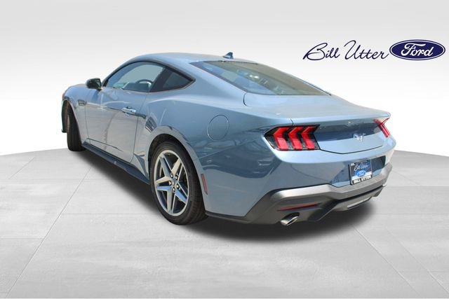 New 2025 Ford Mustang Coupe image 4