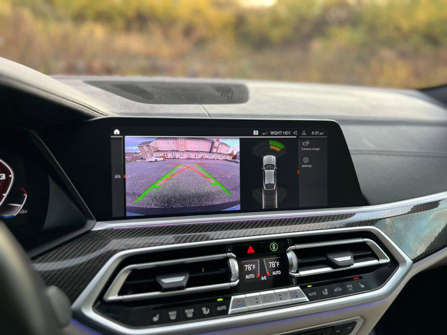 Used 2020 BMW X6 M50i w/ Premium Package image 26