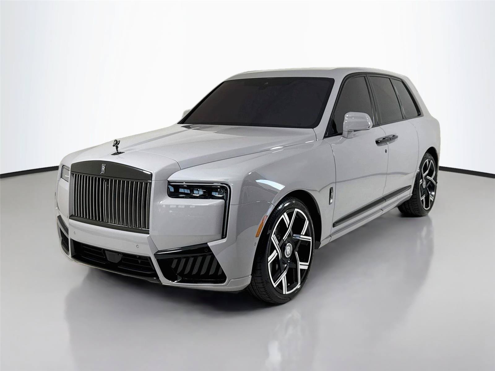 Used 2025 Rolls-Royce Cullinan Black Badge AWD/4WD image 10