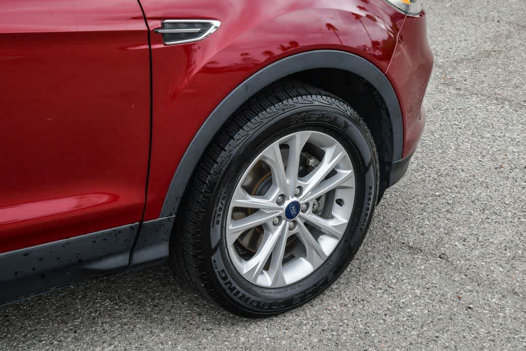 Used 2018 Ford Escape SEL AWD/4WD image 11