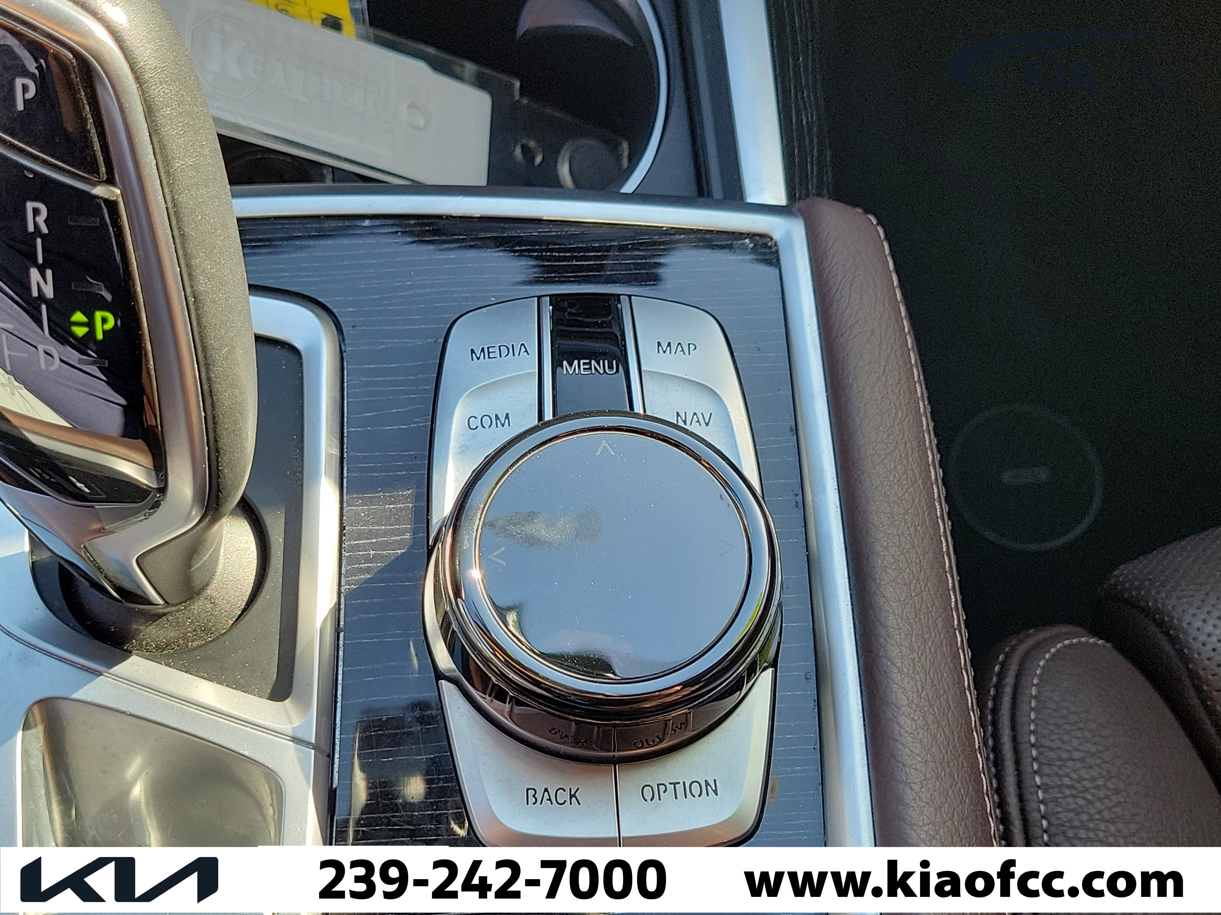 Used 2019 BMW 740i xDrive w/ Executive Package image 30