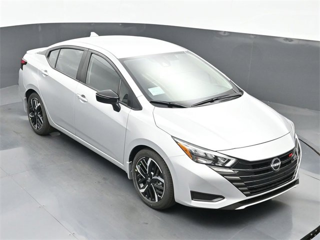 New 2025 Nissan Versa SR w/ Trunk Package image 35