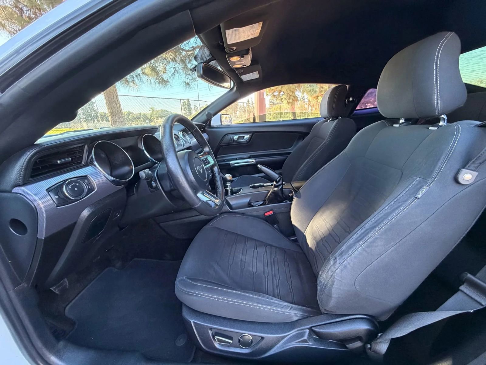 Used 2015 Ford Mustang GT RWD image 22