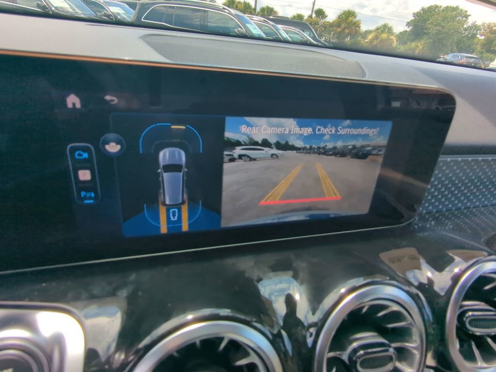 New 2025 Mercedes-Benz GLB 250 GLB 250 image 7