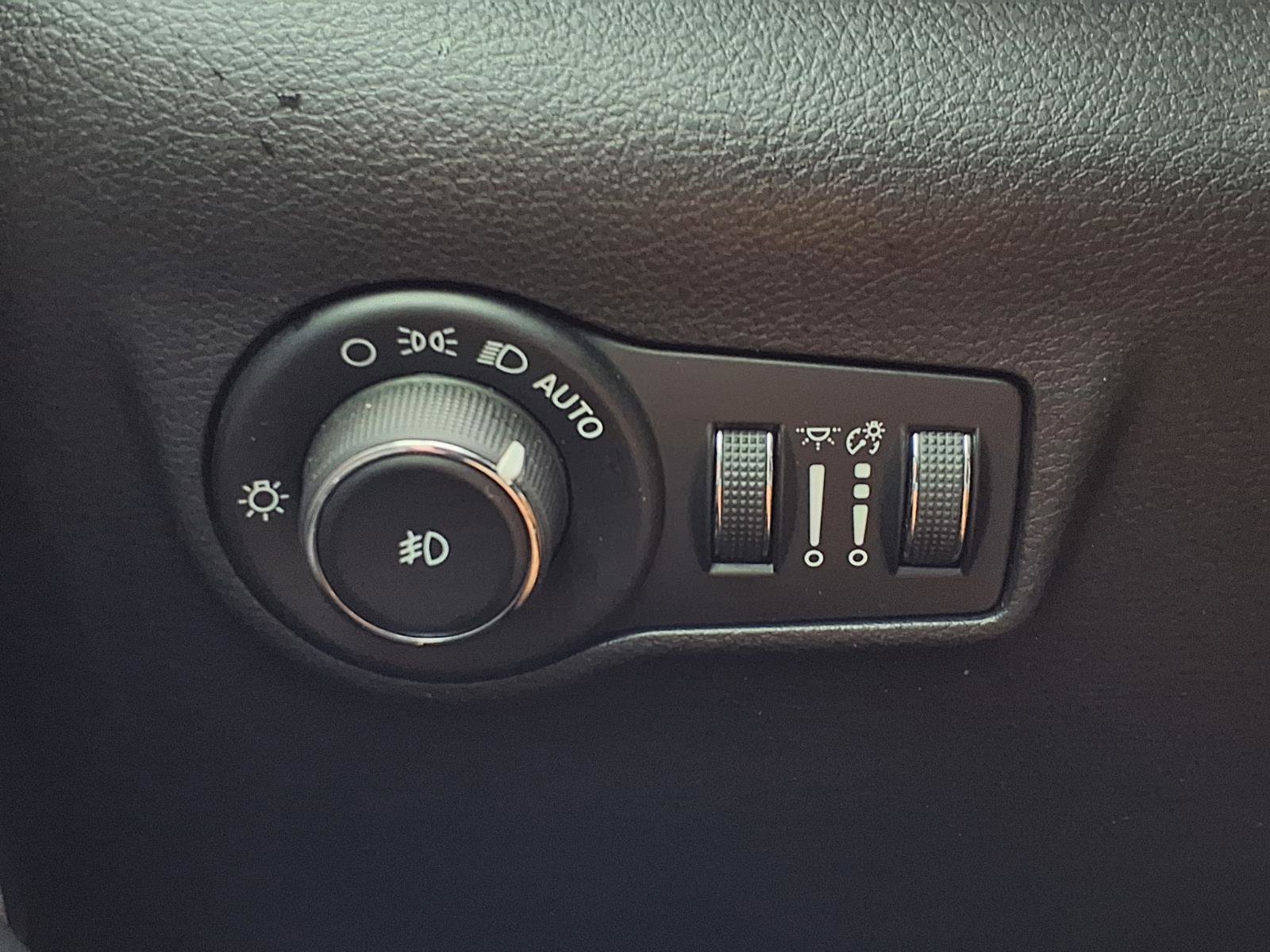 Used 2022 Jeep Compass Latitude w/ Convenience Group image 22