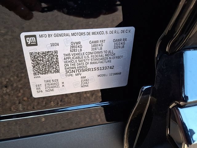 New 2025 Chevrolet Equinox EV RS w/ Active Safety Package 3 AWD/4WD image 18