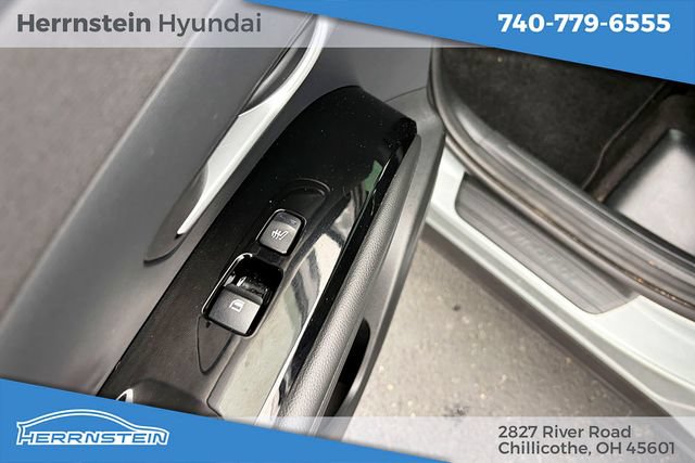 Certified 2022 Hyundai Tucson Limited AWD/4WD image 26