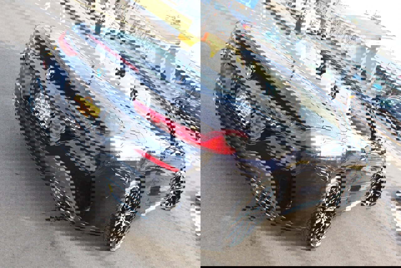 Used 2022 BMW 840i xDrive Convertible w/ Driving Assistance Package image 4