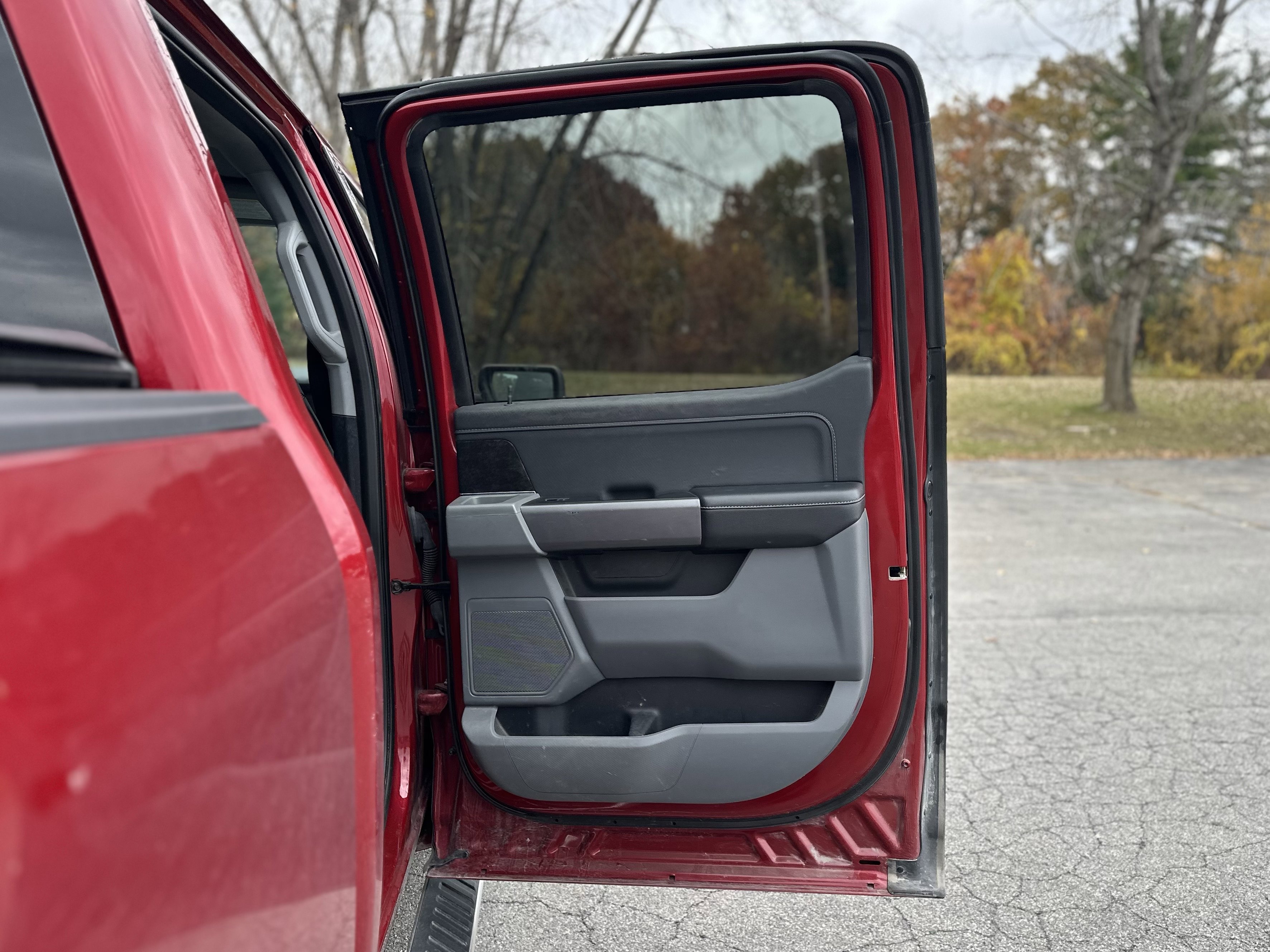 Used 2022 Ford F150 XLT w/ Equipment Group 302A High image 32