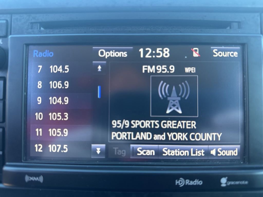 Used 2017 Toyota Tacoma SR5 image 20