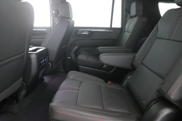 Used 2026 Chevrolet Suburban RST w/ RST Capability Package image 29