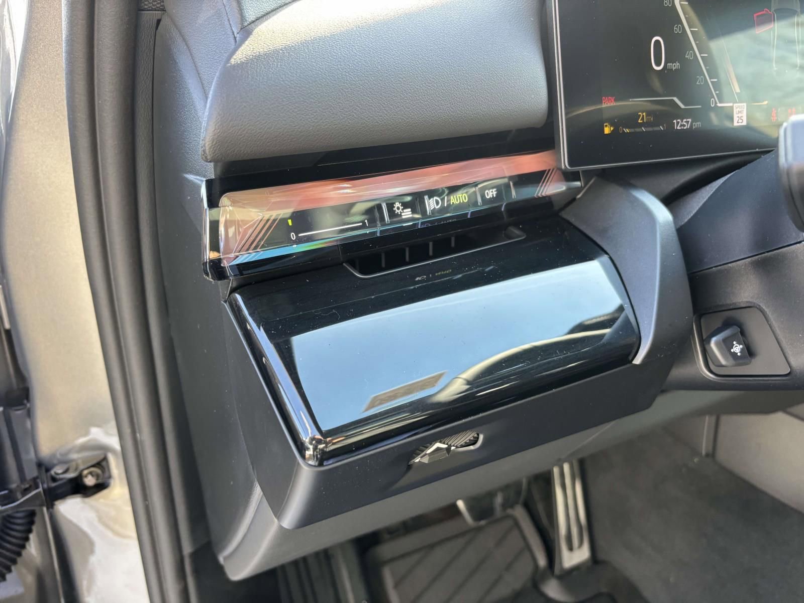 New 2026 BMW 530i xDrive w/ Executive Package image 15