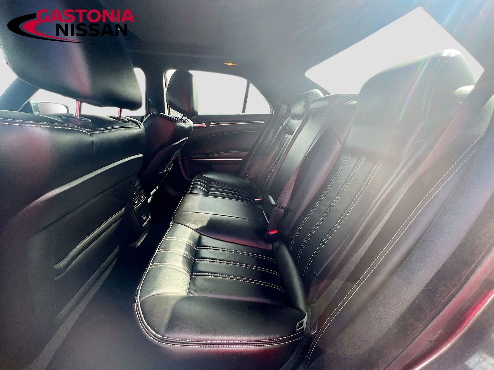 Used 2023 Chrysler 300 S image 32