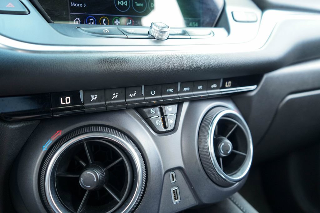 Used 2022 Chevrolet Blazer LT image 21