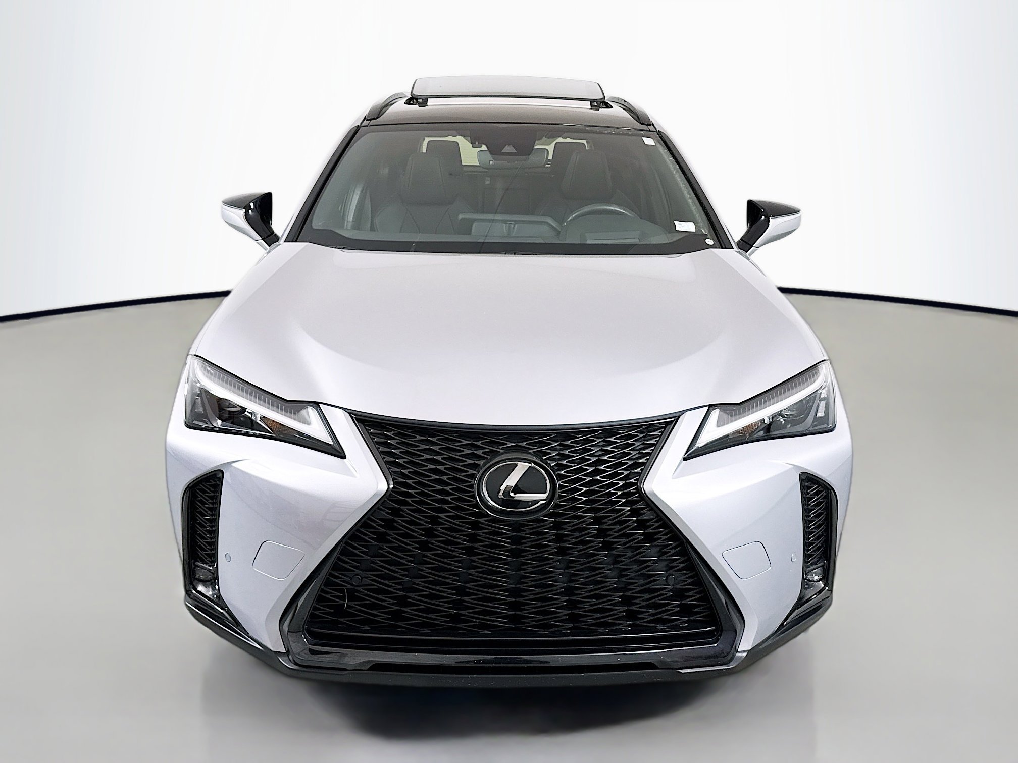 Used 2023 Lexus UX 250h F Sport image 2