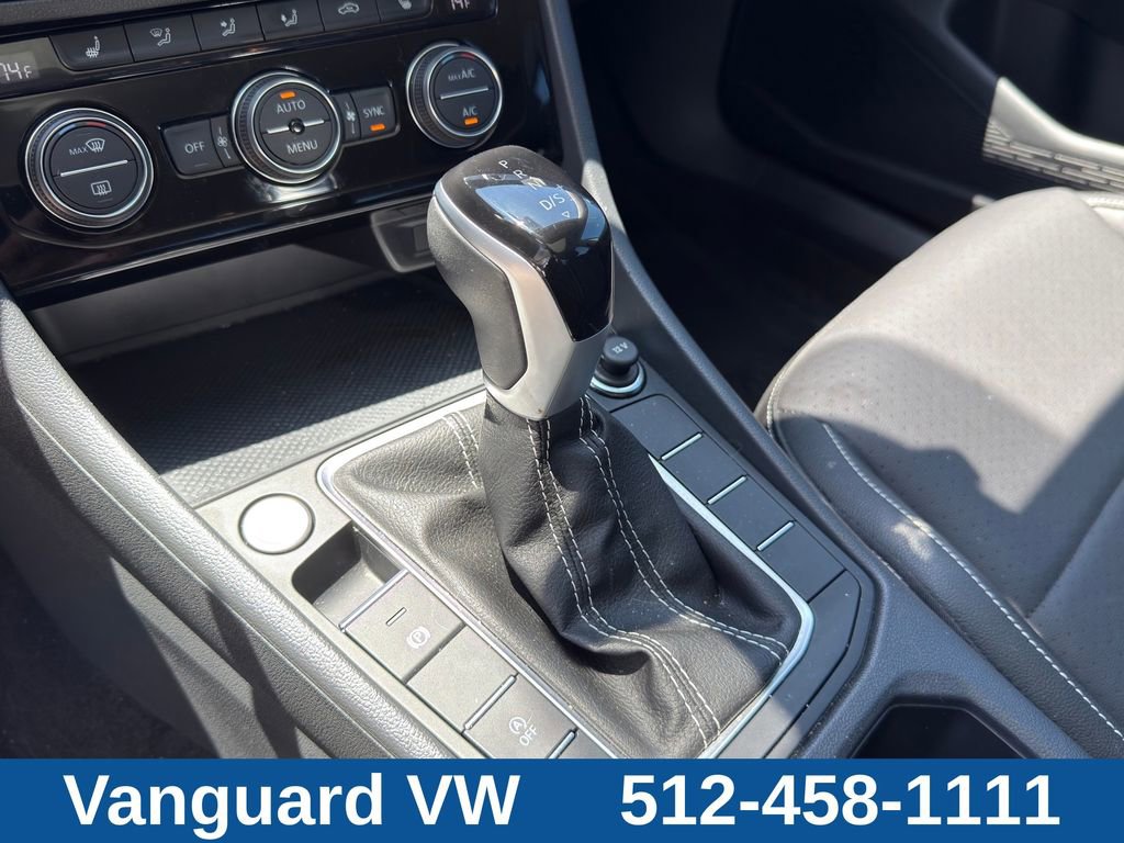 Used 2024 Volkswagen Jetta SE w/ Panoramic Sunroof Package FWD image 14