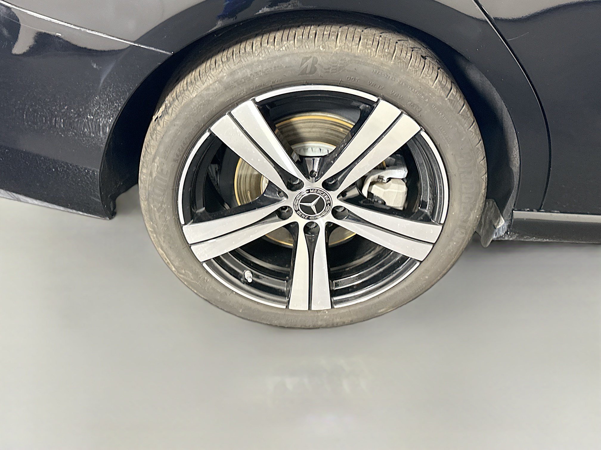 Used 2025 Mercedes-Benz C 300 Sedan image 33