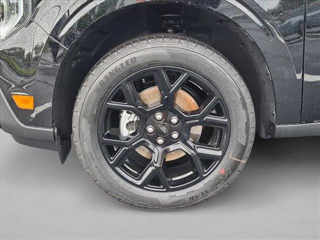 New 2026 Ford Maverick Lariat w/ Black Appearance Package AWD/4WD image 9