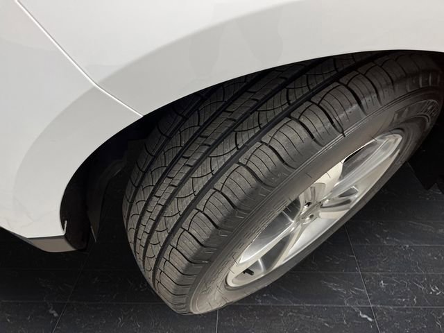 Used 2023 Ford Edge SEL w/ Convenience Package image 37