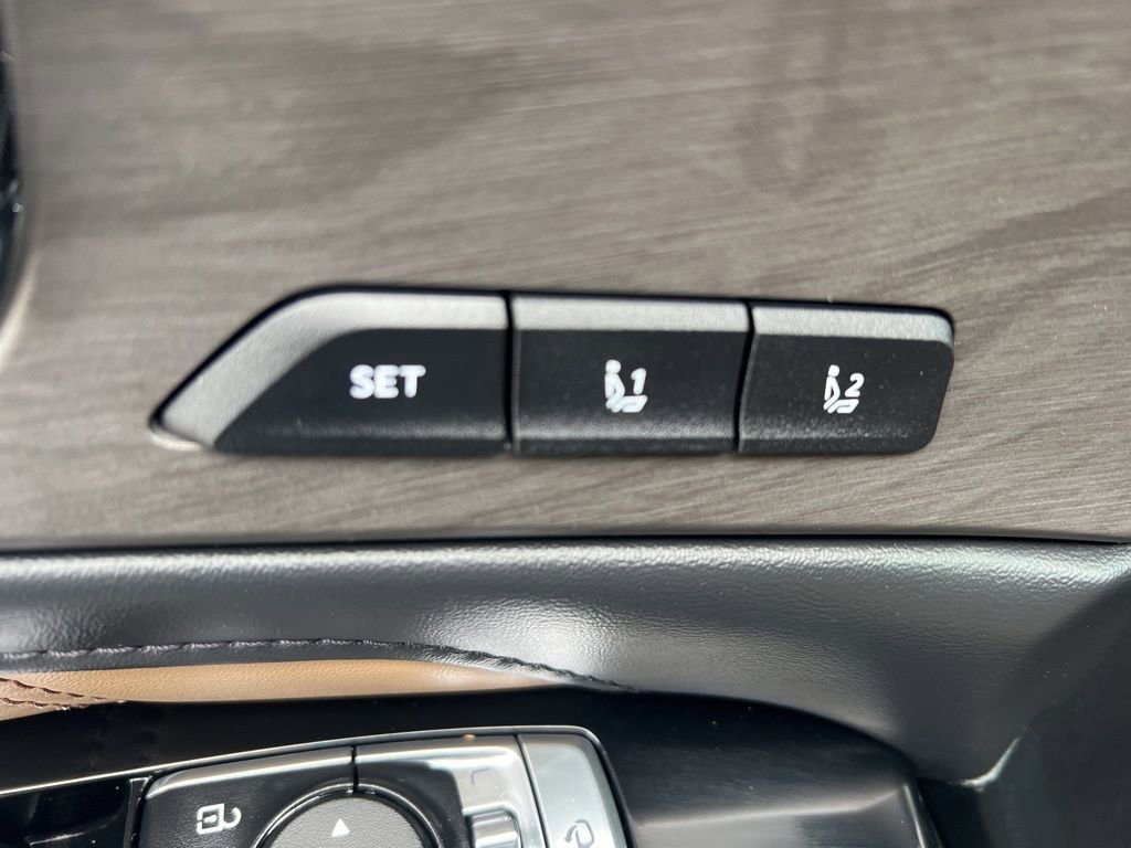 Certified 2025 Kia Sorento SX Prestige w/ Olive Brown Leather Package image 53