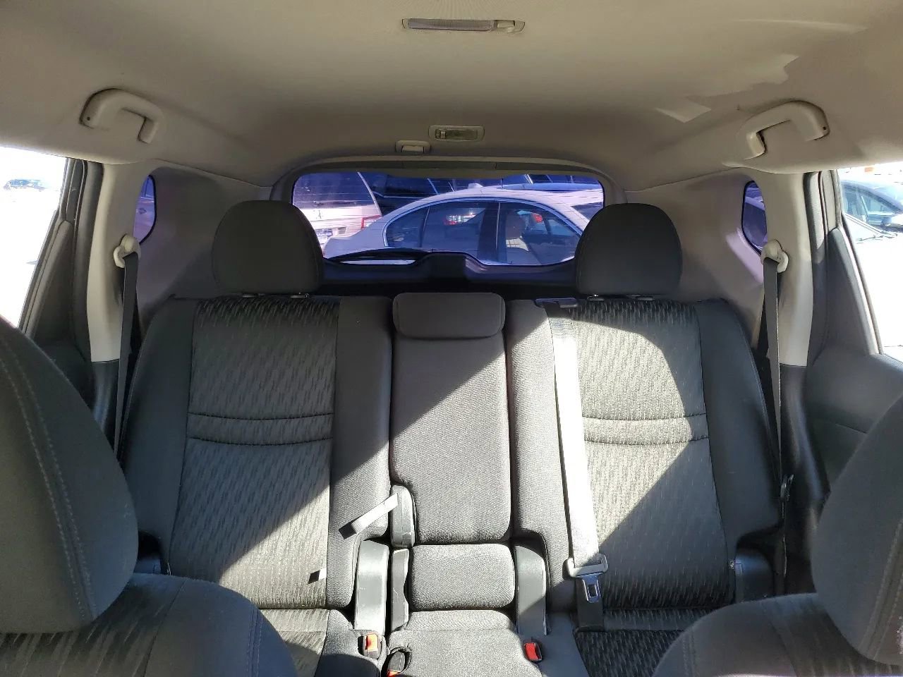 Used 2017 Nissan Rogue SV FWD image 26