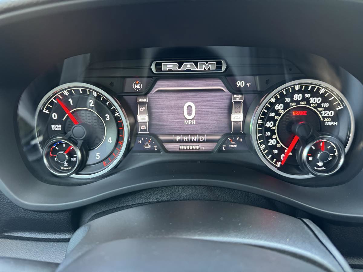 Used 2021 RAM 3500 Laramie w/ Night Edition image 32